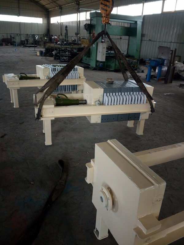 利鑫壓濾機(jī) 廂式壓濾機(jī) 廂式鑄鐵壓濾機(jī)