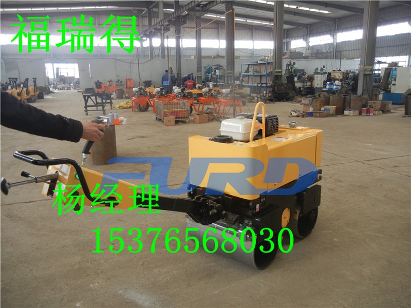 福瑞得 柴油動力壓路機(jī) 小型壓路機(jī)
