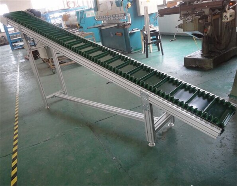 山東輸送設(shè)備 PVC綠色皮帶輸送機(jī) 桌面式皮帶運(yùn)輸機(jī)