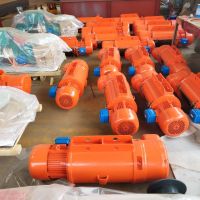 天津起重機(jī)安裝龍門(mén)吊380V裝卸葫蘆 貨梯專(zhuān)用提升電動(dòng)葫蘆