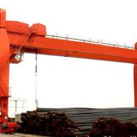 大連門式起重機