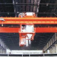 專業(yè)供應(yīng)碳素吸料天車，性能好價(jià)格優(yōu)