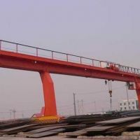 大連門式起重機(jī)