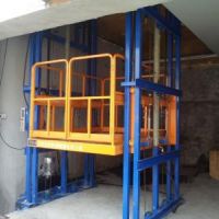 遼寧遼中現(xiàn)場安裝液壓貨梯