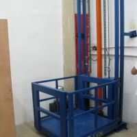 寧波起重機(jī)小型多層商鋪搬貨液壓升降機(jī)安裝，年檢，銷售，保