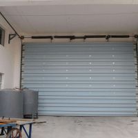 昆明車庫(kù)門廠家安裝