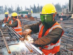 ?？诮瓥|新區(qū)高品質(zhì)飲用水水廠項目工地熱火朝天