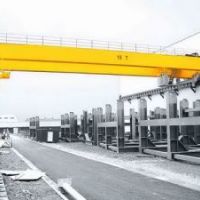 沈陽(yáng)起重機(jī)-半門式起重機(jī)