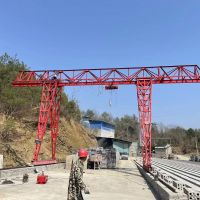 湖北省宜昌市秭歸縣龍門吊，行吊，門式起重機(jī)