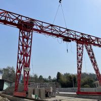 湖北省宜昌市五峰縣龍門吊，行吊，門式起重機(jī)