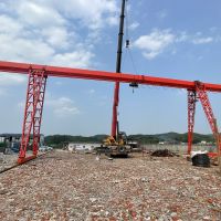 湖北省宜昌市當陽市龍門吊，行吊，門式起重機