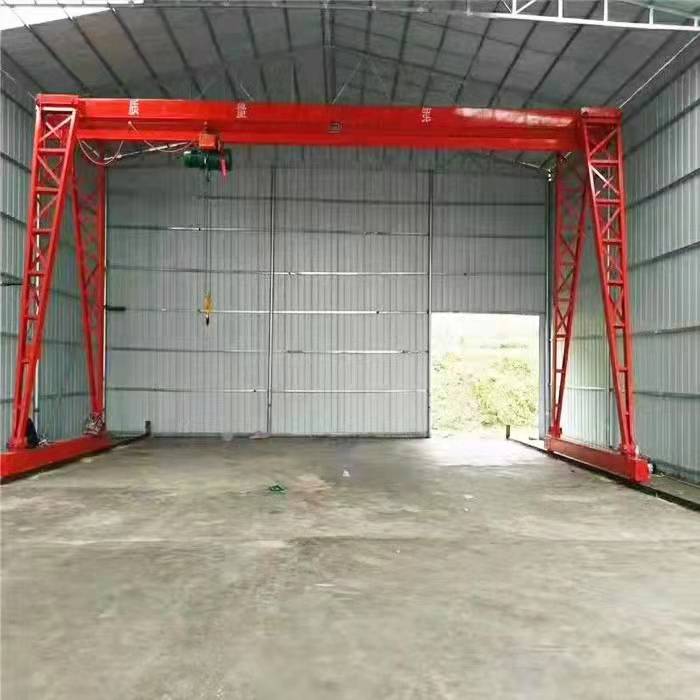 ?？?門(mén)式單梁起重機(jī) 廠家直銷(xiāo)