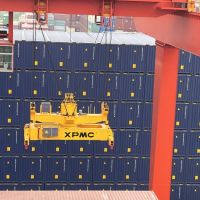 輕型伸縮吊具及偏轉(zhuǎn)上架