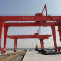 ?？陂T式起重機(jī)銷售